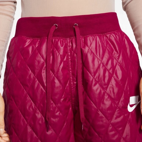 NWT Nike Raspberry Magenta Quilted Nylon Drawstring Joggers Style CJ6256-620 - Picture 15 of 16